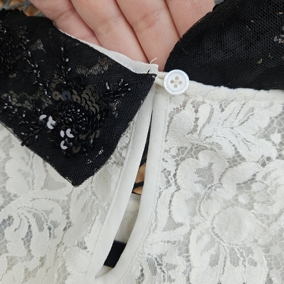 Anthropologie Peter Som x Made In Kind lace shirt with beaded peter pan collar 2 - Picture 4 of 9